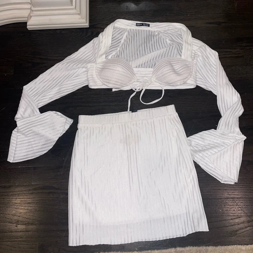 White Ribbed Two-Piece Set - Picture 3 of 6